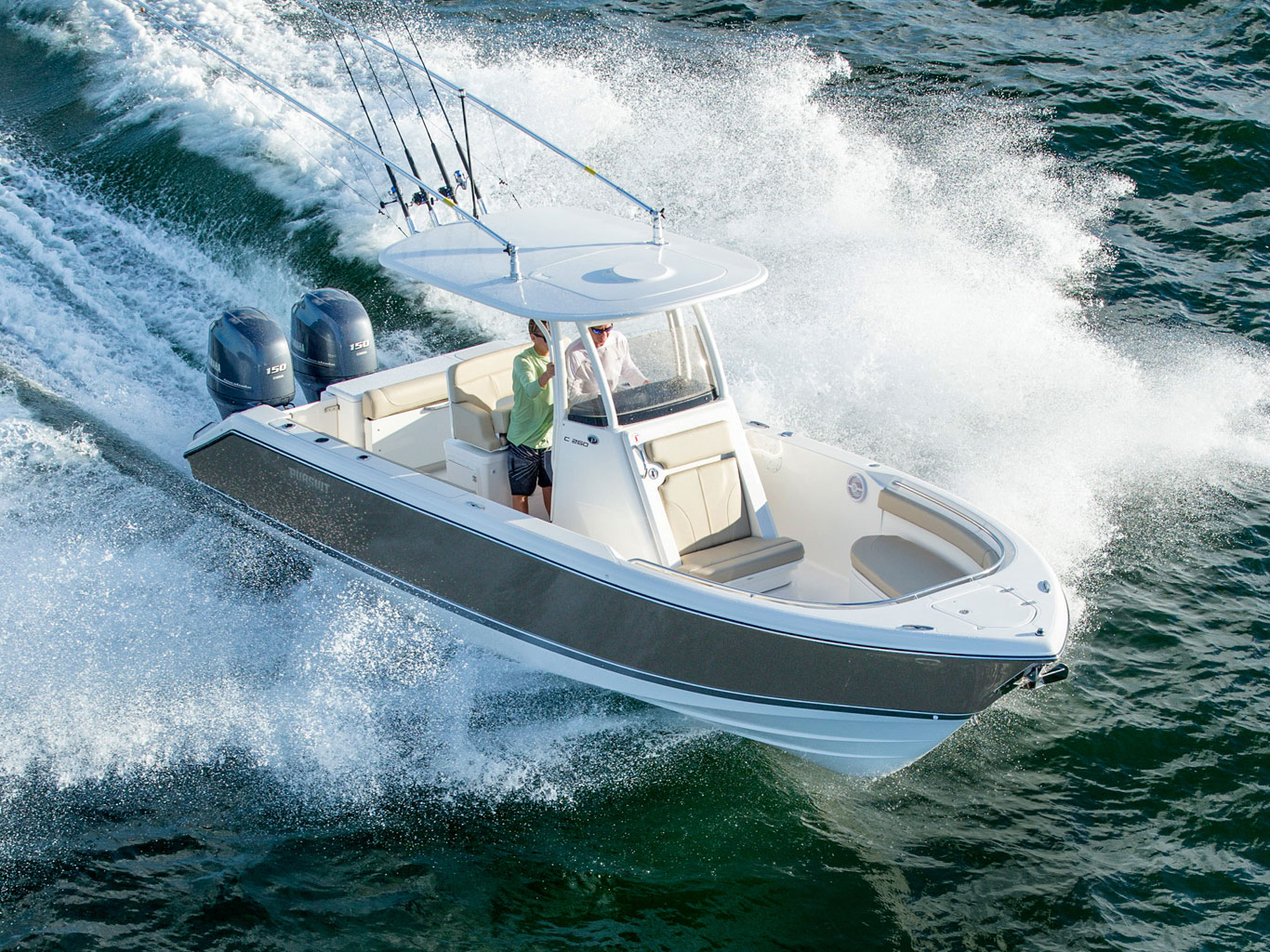 Pursuit Boats - C 260 CENTER CONSOLE