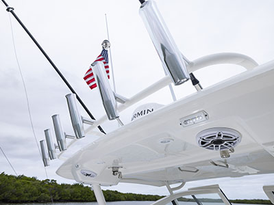 Optional rocket launcher rod holders on the hardtop of the Pursuit D 286 Dual Console boat.