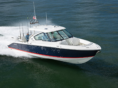 Pursuit Boats Luxury Dual Console rigged for fishing