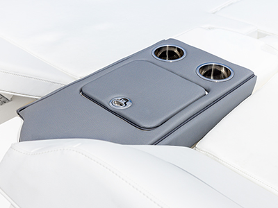 Pursuit OS 405 Offshore fishing boat with cabin.