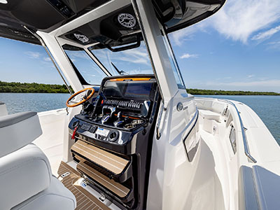 Helm of the Pursuit S 388 Center Console boat.