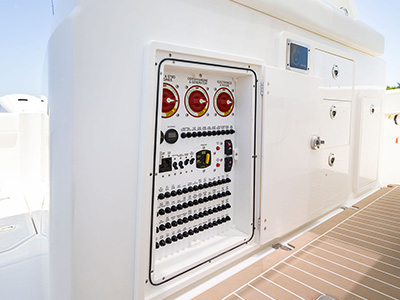 Mechanical area on the Pursuit Boat S 388 Center Console.
