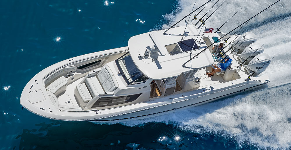 Pursuit S 388 Center Console running